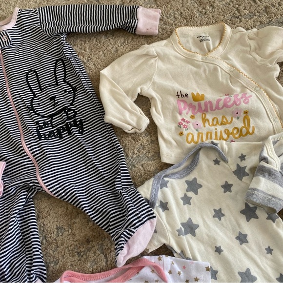 Gerber 0-3 months Baby Girl Bundle of Sleepsuit Onesies Bodysuit Top Cotton - Picture 4 of 8